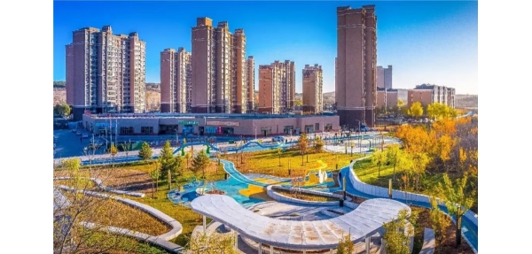 便民新舉措！阿勒騰席熱鎮(zhèn)"環(huán)保椅"上線 打造城市會客廳新風(fēng)景